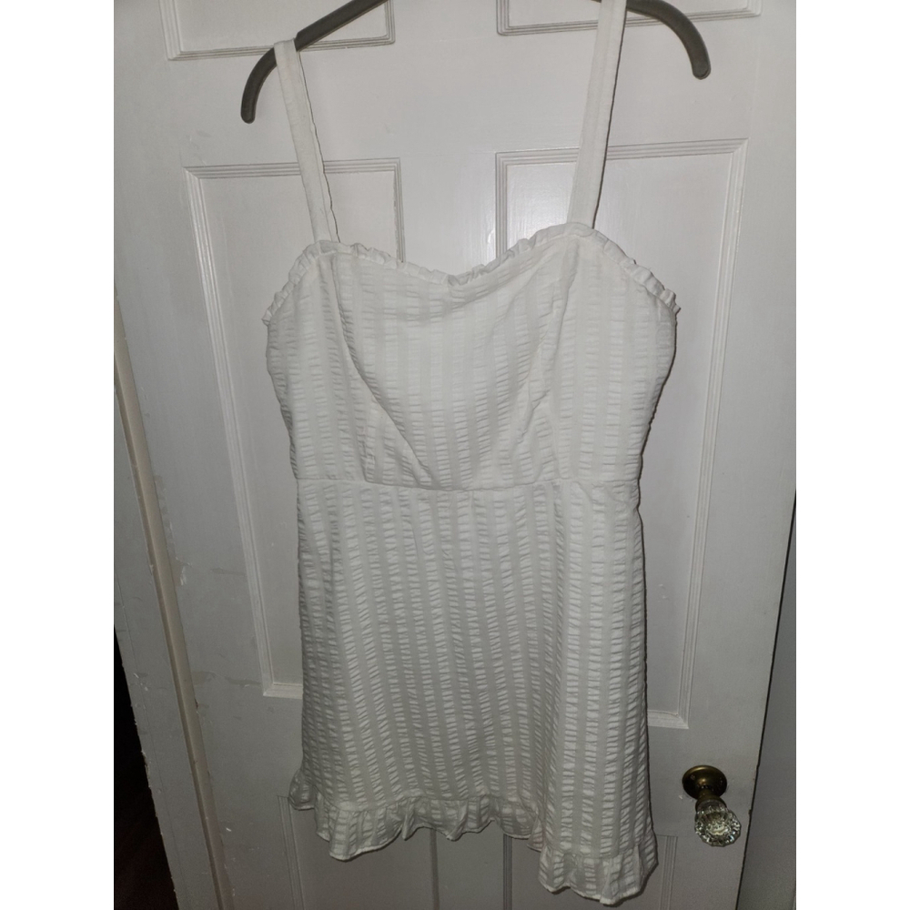 Speechless textured white dress. Size XL
